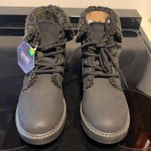 Black Snow Boots